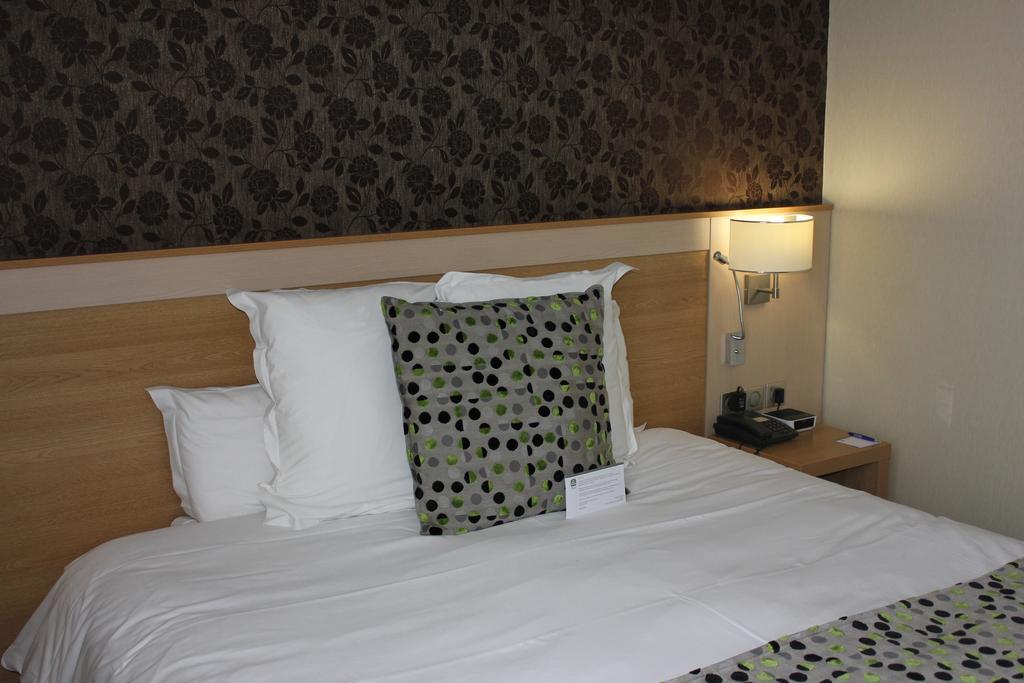 Best Western Plus Hotel Malherbe Caen Exteriör bild
